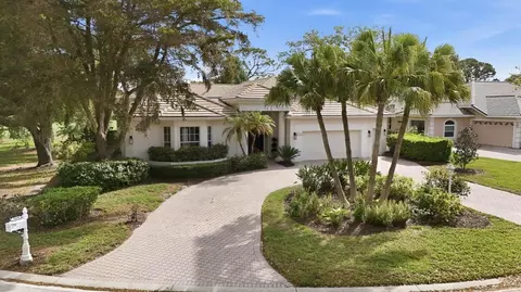 7515 Eaton Ct, University Park, FL 34201