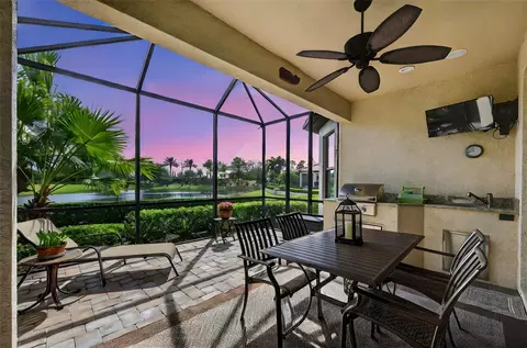 5335 Vaccaro Ct, Bradenton, FL 34211
