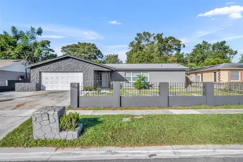 2216 Cherbourg Ct, Orlando, FL 32808