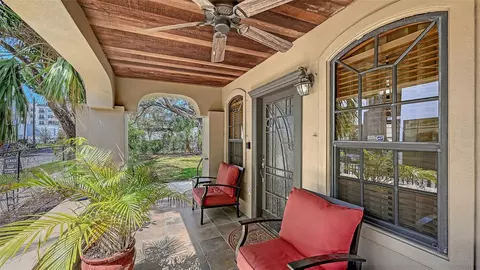 1563 4th St, Sarasota, FL 34236