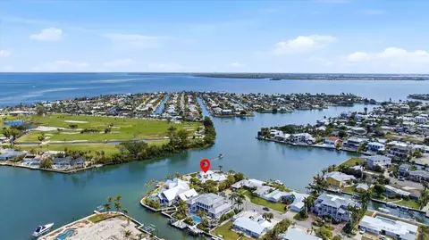 531 72nd St, Holmes Beach, FL 34217