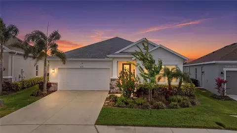 8518 Arrow Creek Dr, Parrish, FL 34219