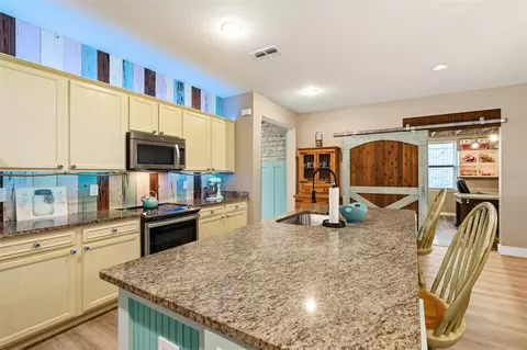 Kitchen - 11216 58th Street Cir E, Parrish, FL 34219 photo 6 of 8