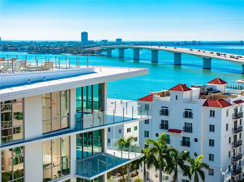 111 Golden Gate #801PH, Sarasota, FL 34236