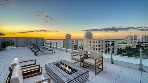 111 Golden Gate #801PH, Sarasota, FL 34236