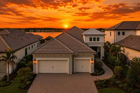 6353 Isla Del Ray Ave, Sarasota, FL 34240