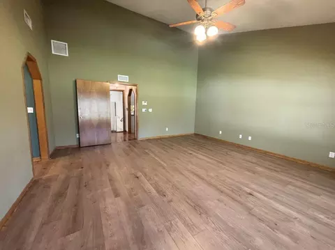 Living - 1815 SE 89th Ln, Ocala, FL 34480 photo 5 of 5