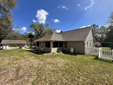 Exterior - 1815 SE 89th Ln, Ocala, FL 34480 photo 6 of 11