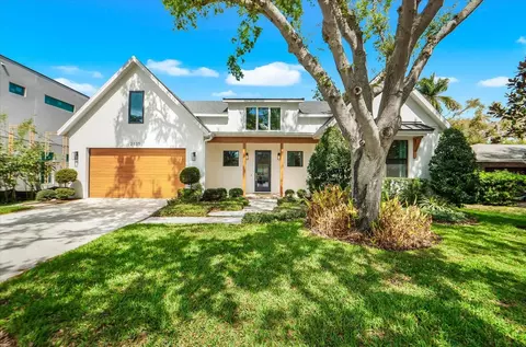 2135 Datura St, Sarasota, FL 34239