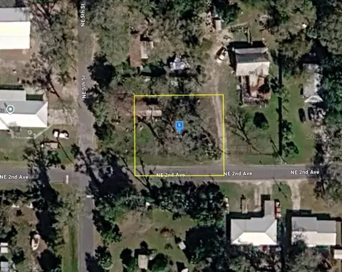 615 NE 2nd Ave, Trenton, FL 32693