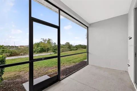 Exterior - 8667 Canyon Creek Trl, Parrish, FL 34219 photo 3 of 6