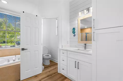 Bath - 11439 57th St E, Parrish, FL 34219 photo 3 of 6