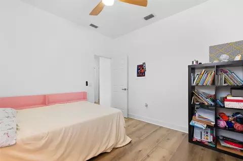 Bedroom - 11439 57th St E, Parrish, FL 34219 photo 7 of 11