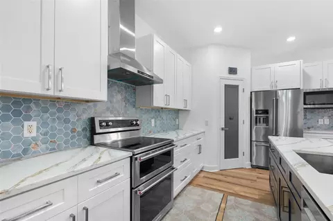 Kitchen - 11439 57th St E, Parrish, FL 34219 photo 4 of 4