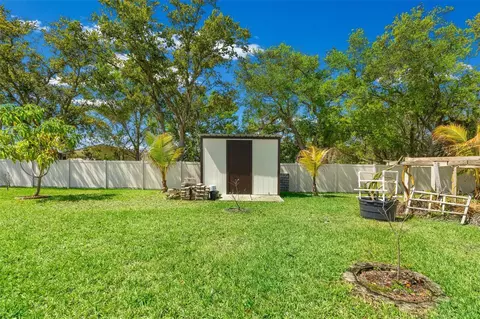 Exterior - 11439 57th St E, Parrish, FL 34219 photo 14 of 21