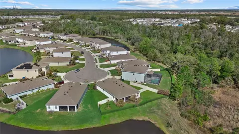 View/Area - 16478 Woodside Gln, Parrish, FL 34219 photo 5 of 6