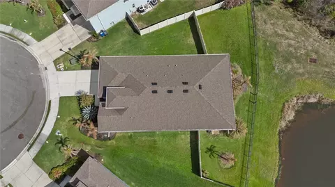 View/Area - 16478 Woodside Gln, Parrish, FL 34219 photo 6 of 6