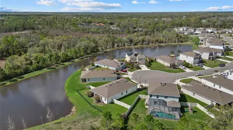 View/Area - 16478 Woodside Gln, Parrish, FL 34219 photo 4 of 6