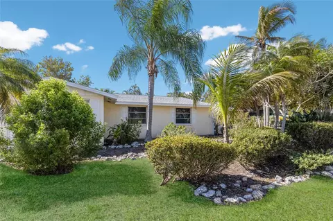 309 57th St, Holmes Beach, FL 34217