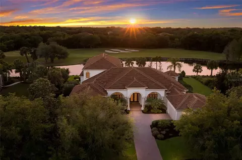 3809 Founders Club Dr, Sarasota, FL 34240