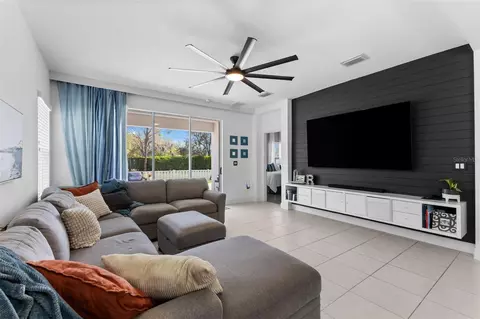 Living - 1316 Thornbury Dr, Parrish, FL 34219 photo 2 of 2