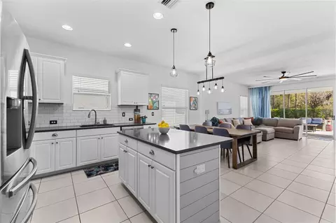 Kitchen - 1316 Thornbury Dr, Parrish, FL 34219 photo 4 of 4