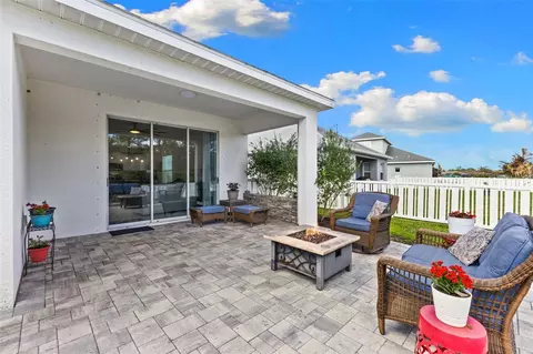 Exterior - 1316 Thornbury Dr, Parrish, FL 34219 photo 8 of 10