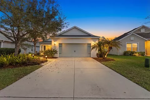 Exterior - 1316 Thornbury Dr, Parrish, FL 34219 photo 4 of 10