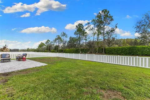Exterior - 1316 Thornbury Dr, Parrish, FL 34219 photo 9 of 10