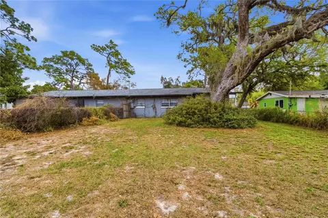 Exterior - 2710 5th St E, Bradenton, FL 34208 photo 8 of 11