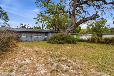 Exterior - 2710 5th St E, Bradenton, FL 34208 photo 9 of 11