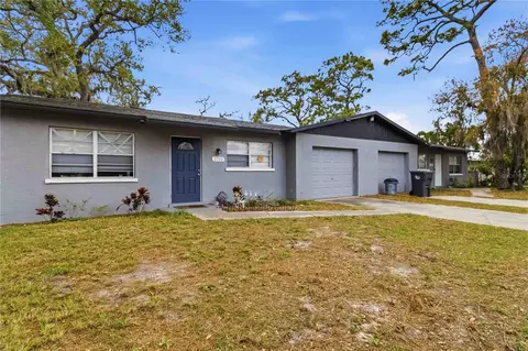 Exterior - 2710 5th St E, Bradenton, FL 34208 photo 3 of 11