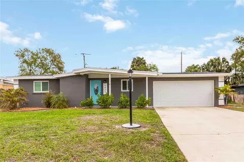 5823 22nd St W, Bradenton, FL 34207
