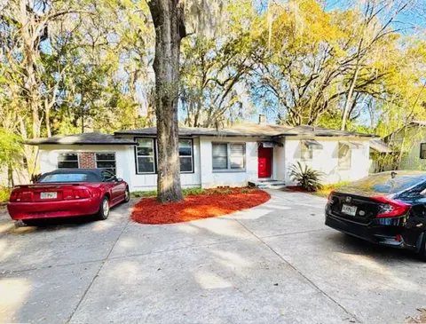 203 NW 25th St, Gainesville, FL 32607