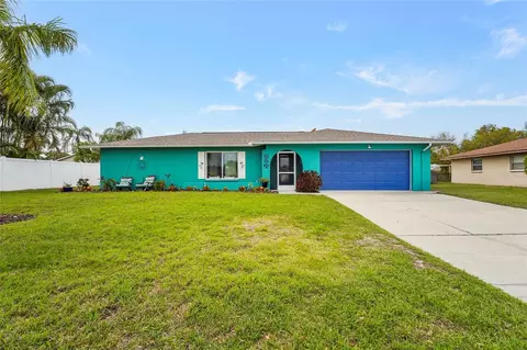 7320 Meadowbrook Dr, Sarasota, FL 34243