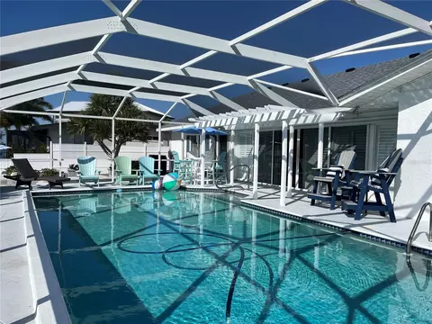 Exterior - 3704 100th St W, Bradenton, FL 34210 photo 10 of 10