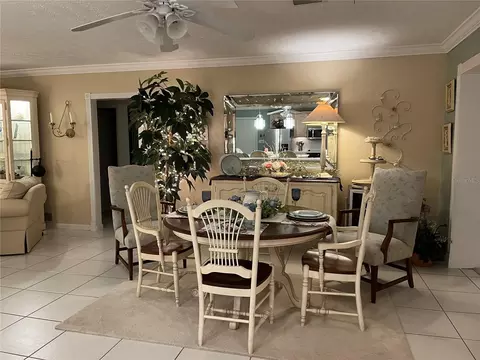 Dining - 3704 100th St W, Bradenton, FL 34210 photo 4 of 6