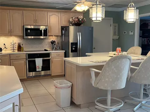 Kitchen - 3704 100th St W, Bradenton, FL 34210 photo 1 of 4