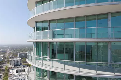 400 Central Ave #2307, Saint Petersburg, FL 33701