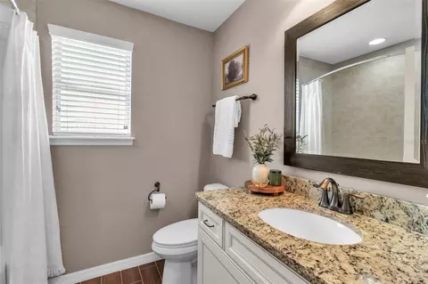Bath - 3008 91st Ave E, Parrish, FL 34219 photo 6 of 7