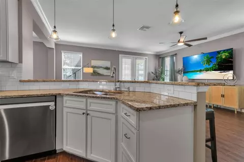 Kitchen - 3008 91st Ave E, Parrish, FL 34219 photo 3 of 8
