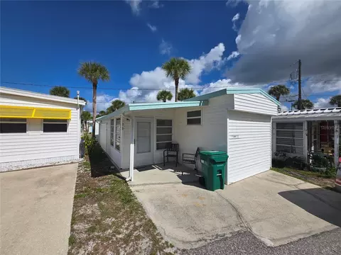 106 Aura St, Englewood, FL 34223