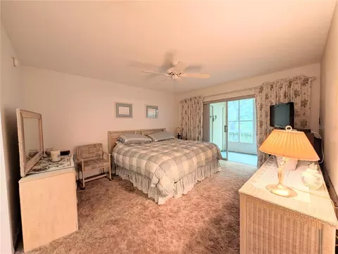 Bedroom - 3624 Lake Bayshore Dr #K-303, Bradenton, FL 34205 photo 6 of 7