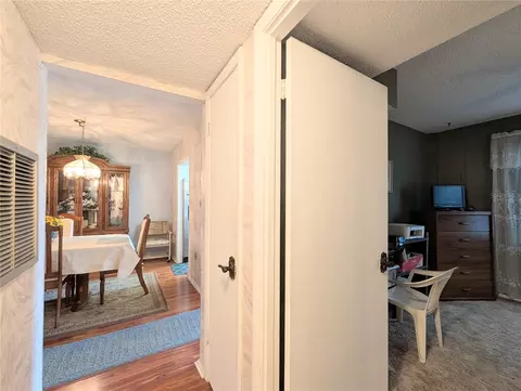 Entry Way - 3624 Lake Bayshore Dr #K-303, Bradenton, FL 34205 photo 1 of 1