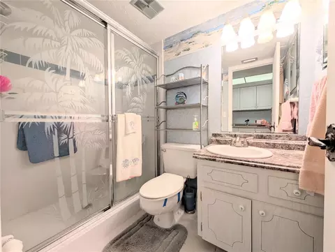 Bath - 3624 Lake Bayshore Dr #K-303, Bradenton, FL 34205 photo 3 of 5