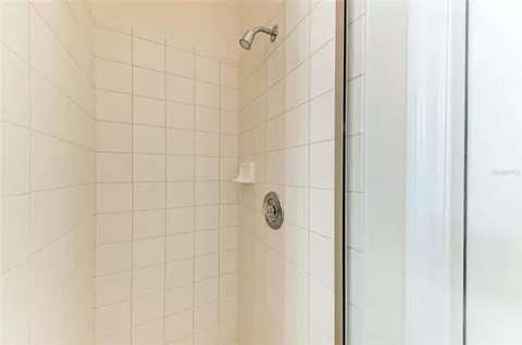 Bath - 21616 67th Ave E, Bradenton, FL 34211 photo 5 of 11