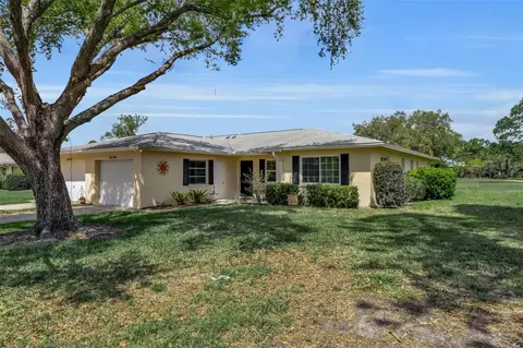 5519 Palm Aire Dr, Sarasota, FL 34243