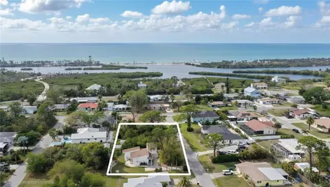 1581 Royal Rd, Venice, FL 34293