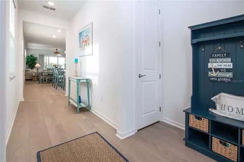 Entry Way - 9457 Shorebird Ct, Parrish, FL 34219 photo 3 of 8