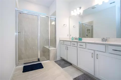 Bath - 9457 Shorebird Ct, Parrish, FL 34219 photo 1 of 4